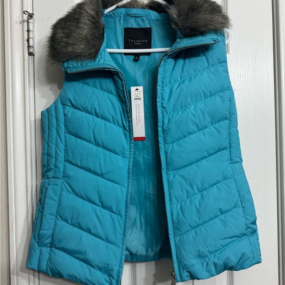 TALBOTS ❤️ puffer vest NWT size petite small - Picture 3 of 6